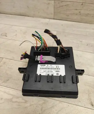 Audi A6 S6 C6 4F Comfort/convenience module 4F0907279 F005V00562 4F0910279D