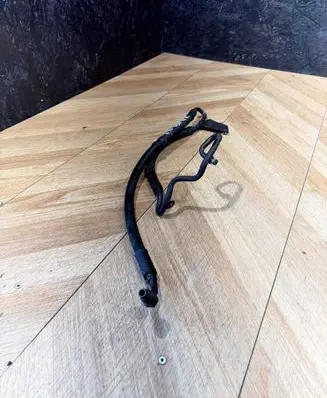 Mercedes-Benz E W211 Power steering hose/pipe/line 2114663381