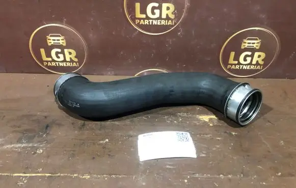 Mercedes-Benz E W211 Intercooler hose/pipe A2115282782
