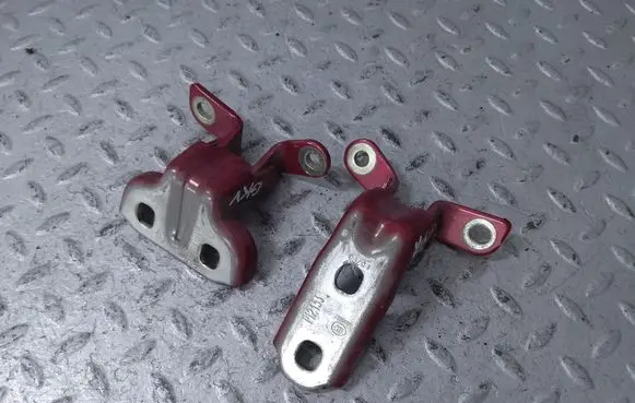 Chevrolet Volt I Rear door hinge set 13501713 13501715