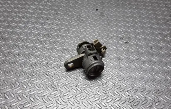 KIA Picanto Front door lock (next to the handle) 