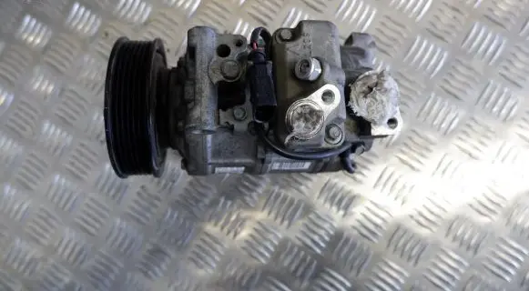 Audi A8 S8 D4 4H Air conditioning (A/C) compressor (pump) 4H0260805E