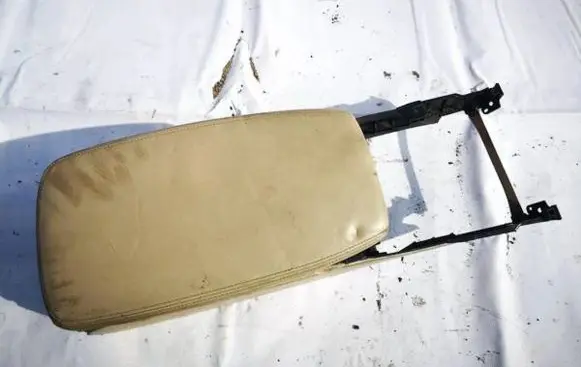 Lexus GS 300 350 430 450H Armrest 5881130340 58811-30340