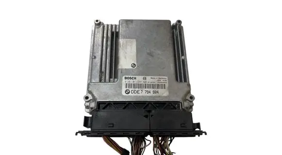BMW 5 E60 E61 Engine control unit/module 0281011231 1039S05036 7794904