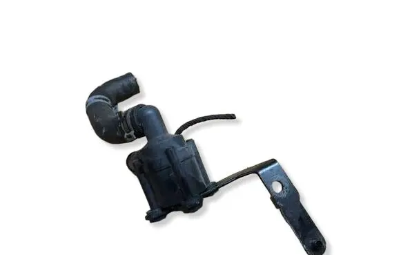 Audi A3 S3 8P Electric auxiliary coolant/water pump 5N0965561 12T1580129 701713080