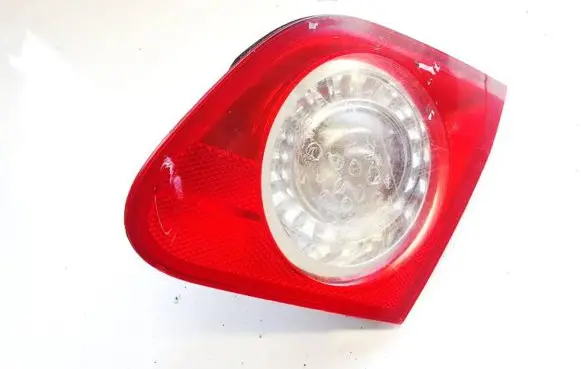 Volkswagen PASSAT B6 Tailgate rear/tail lights