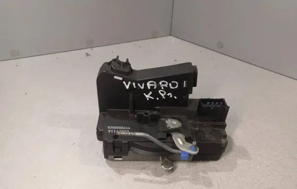 Opel Vivaro Front door lock 8200008246 91166237