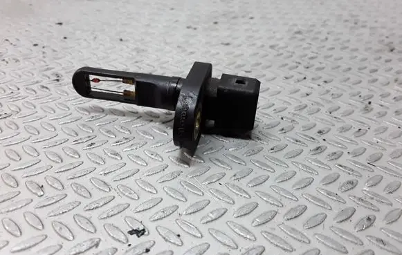 Audi A6 S6 C5 4B Intake air temperature sensor 058905379