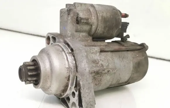 Volkswagen PASSAT B6 Starter motor 02Z911023H 0706070028