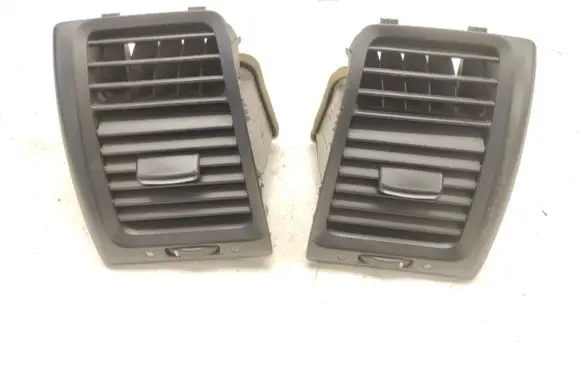 Honda Accord Dashboard side air vent grill/cover trim E6165131100 E6165131500