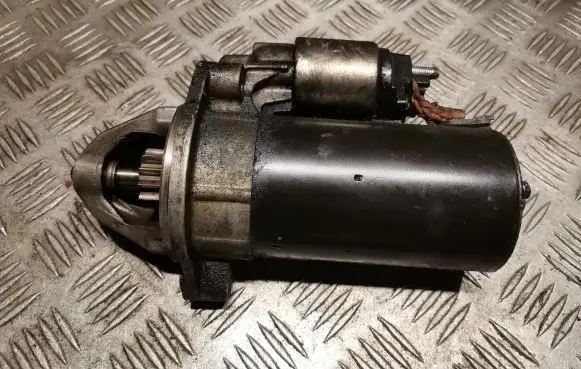 Mercedes-Benz C W204 Starter motor 0061512501