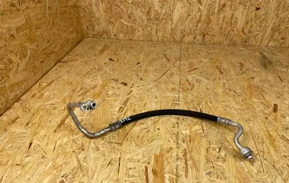 Volkswagen Golf VII Air conditioning (A/C) pipe/hose 5Q0816721A