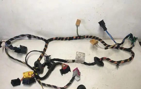 Skoda Octavia Mk2 (1Z) Front door wiring loom 1Z0120GG