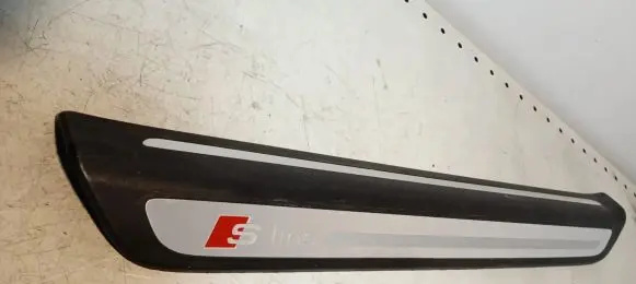 Audi Q3 8U Front sill trim cover 8U0853374A