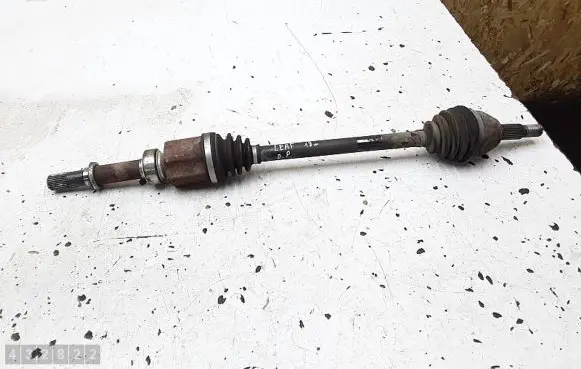 Nissan Leaf II (ZE1) Front driveshaft