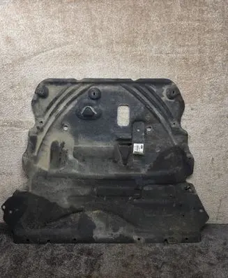 Ford Kuga III Engine splash shield/under tray LX6B6B629AF