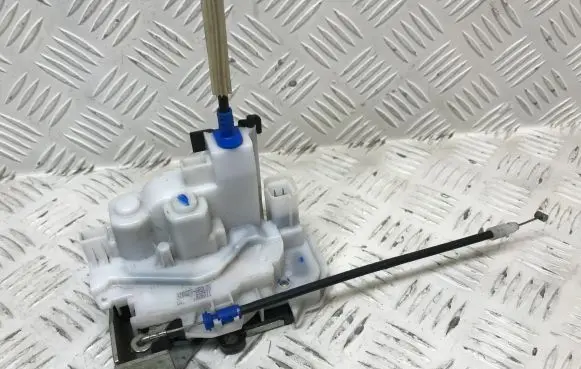 Fiat Doblo Front door lock 51826011
