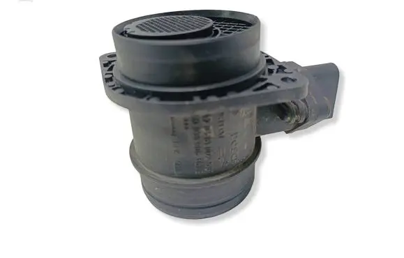 Volkswagen Bora Mass air flow meter 0281002531 038906461B