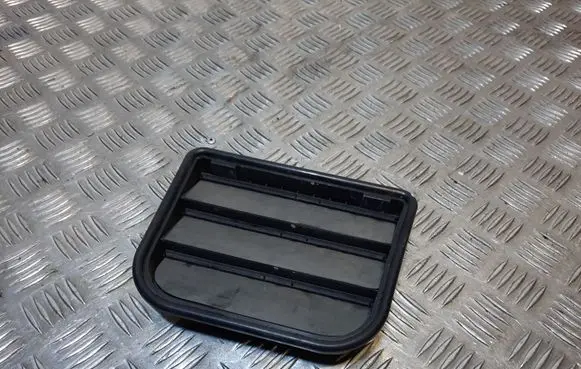 Jaguar XF Quarter panel pressure vent NERA