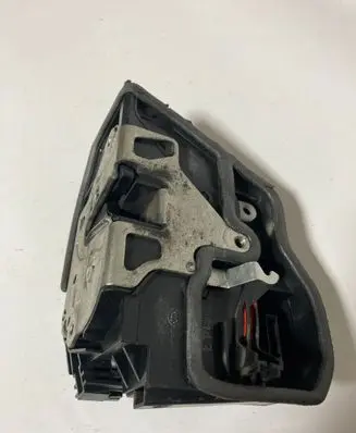 BMW X3 E83 Front door lock 7202143 A046998