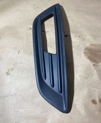 Ford Focus Front fog light trim/grill F1EB15A298A FPDMDM22 LKN0097A
