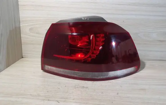 Volkswagen Golf VI Rear/tail lights 0844119B3RB