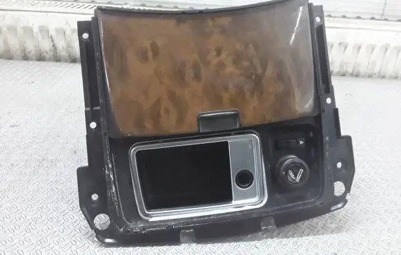 BMW 7 E65 E66 Ashtray (front) 7040352