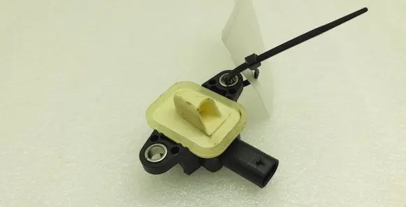 Skoda Fabia Mk3 (NJ) Airbag deployment crash/impact sensor 4H0955557