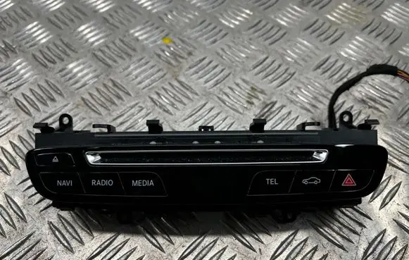 Mercedes-Benz GLC X253 C253 Head unit multimedia control A2059055201 13651932