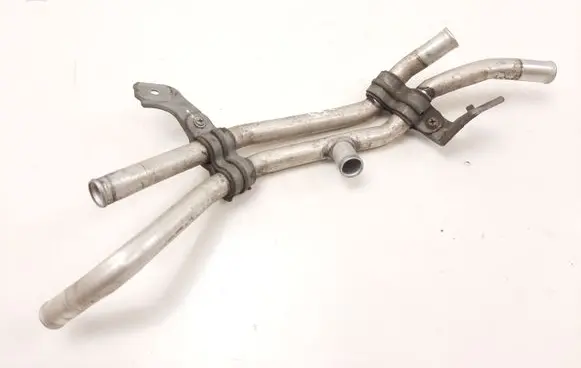 Toyota Prius+ (ZVW40) Engine coolant pipe/hose