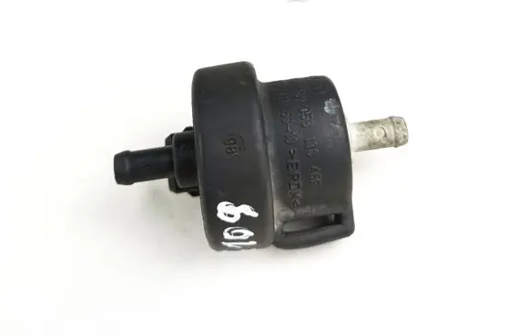 Volkswagen Golf V Valve vacuum 058133459