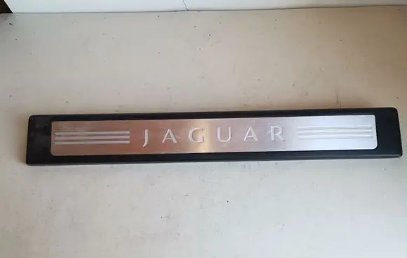 Jaguar XF Front sill trim cover 8X2313200AF