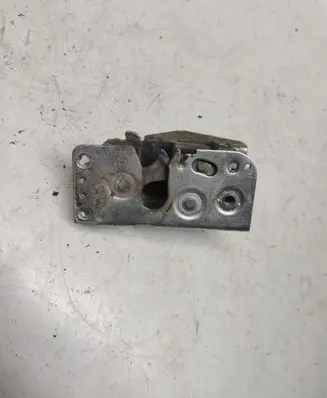 Iveco Daily 3rd gen Sliding door lock 