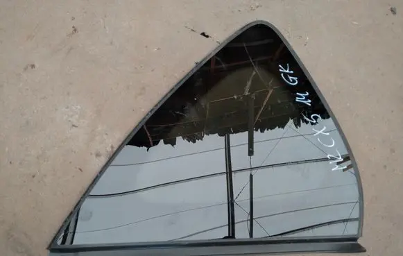 Mazda CX-5 Rear side window