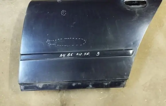 Audi A4 S4 B6 8E 8H Rear door 11422374