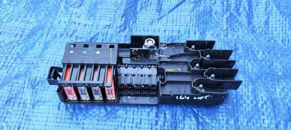 Mercedes-Benz ML W164 Fuse module A1645450201