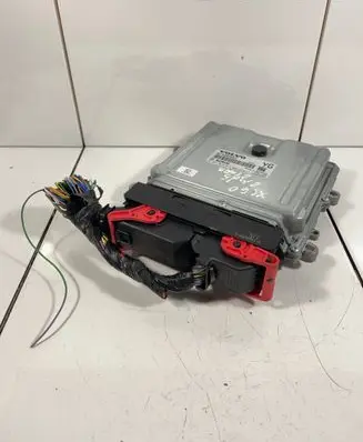 Volvo XC60 Engine control unit/module 31336983 0281018414 1039S50500