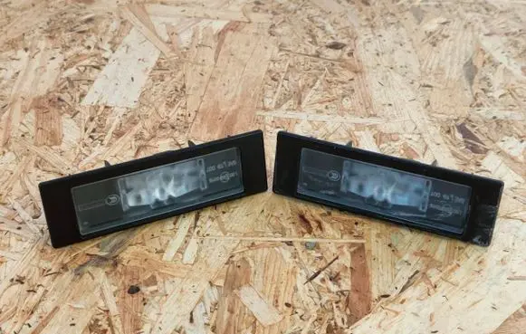 BMW X4M F98 Number plate light 9481840 23094093703