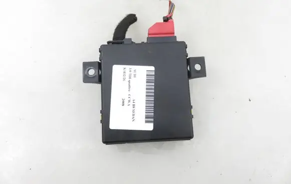 Audi A4 S4 B8 8K Gateway control module 8T0907468L