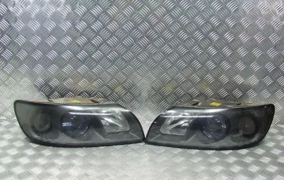 Volvo S40 Headlights/headlamps set 
