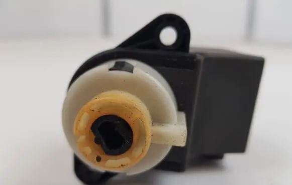 Chevrolet Blazer S10 Starter motor parts 26062239