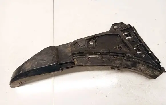 Volvo XC90 Front bumper mounting bracket 08620563