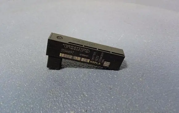 Volvo S90, V90 Aerial antenna amplifier 31346697