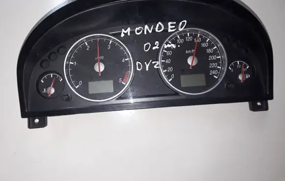 Ford Mondeo Mk III Speedometer (instrument cluster) 1S7F108412