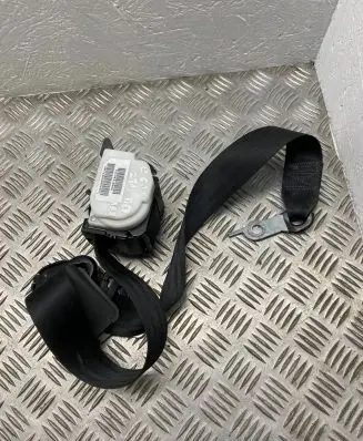 Chrysler Grand Voyager IV Front seatbelt P1CS531D5AA TV1H1283600426