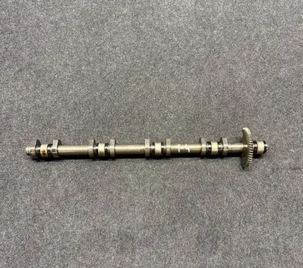 BMW 5 F10 F11 Camshaft 7604865