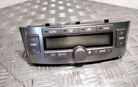Toyota Avensis T250 Climate control unit 5590005160 MB1465700793 5590205050G