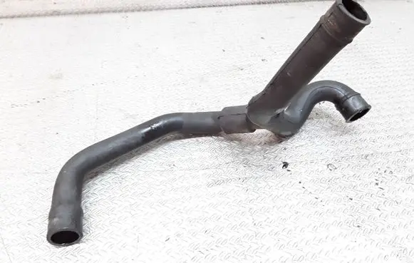 Ford Focus Engine coolant pipe/hose