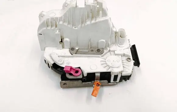 Chrysler Town u0026 Country V Front door lock P04589693AD