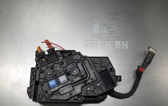 Mercedes-Benz A W177 Fuse box set A1775404007